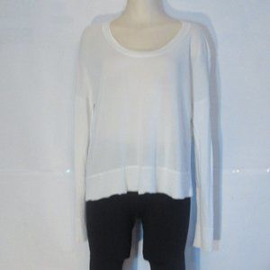 Aritzia Wilfred  Top Asymmetrical  Women's Relaxed Fit White Long Sleeves medium